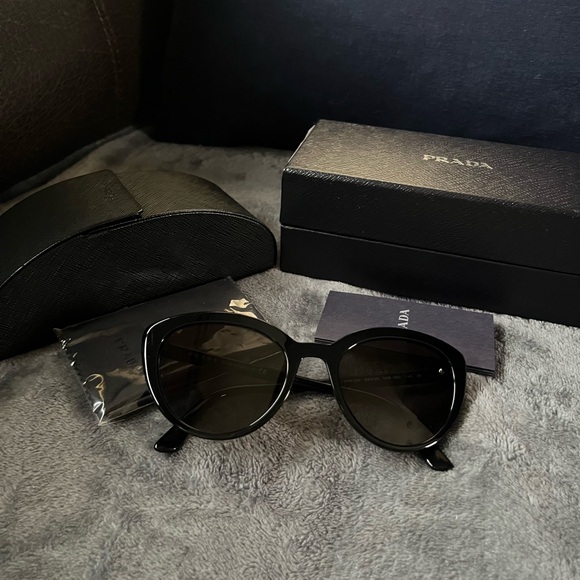 Prada Black Women's Sunglasses - Picture 1 of 9